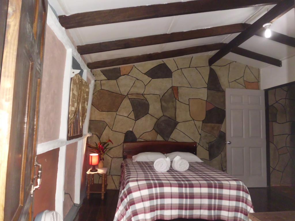 Nacientes Lodge Bijagua Ruang foto